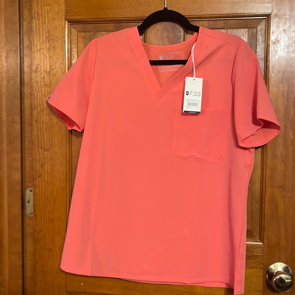 Brand new hot coral figs top